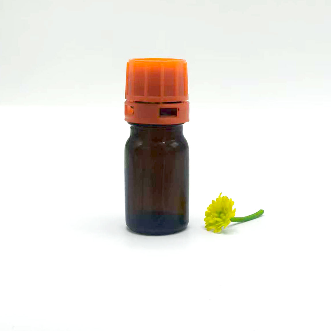 5ml skleněná lahvička na činidla